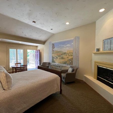 Petit Logis Inn Yountville Exterior photo