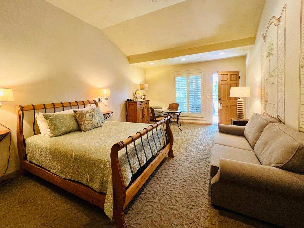 Petit Logis Inn Yountville Exterior photo